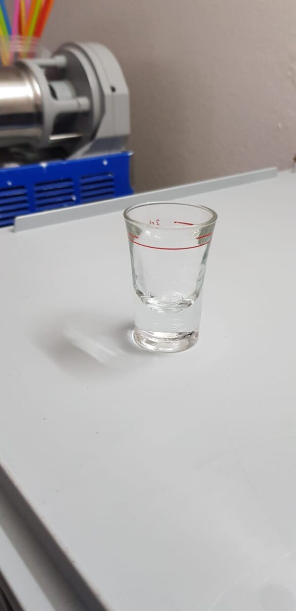 Schnapsgläser "Hoch" (48er Kiste)